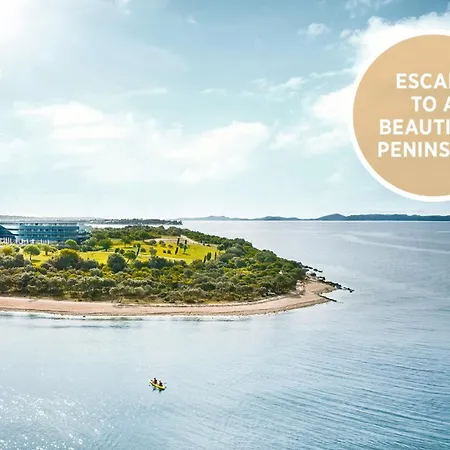 Falkensteiner Luxury Punta Skala 别墅 *