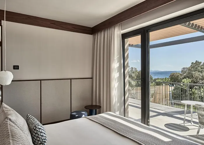 Falkensteiner Luxury Punta Skala فيلة بيتريتْشاني